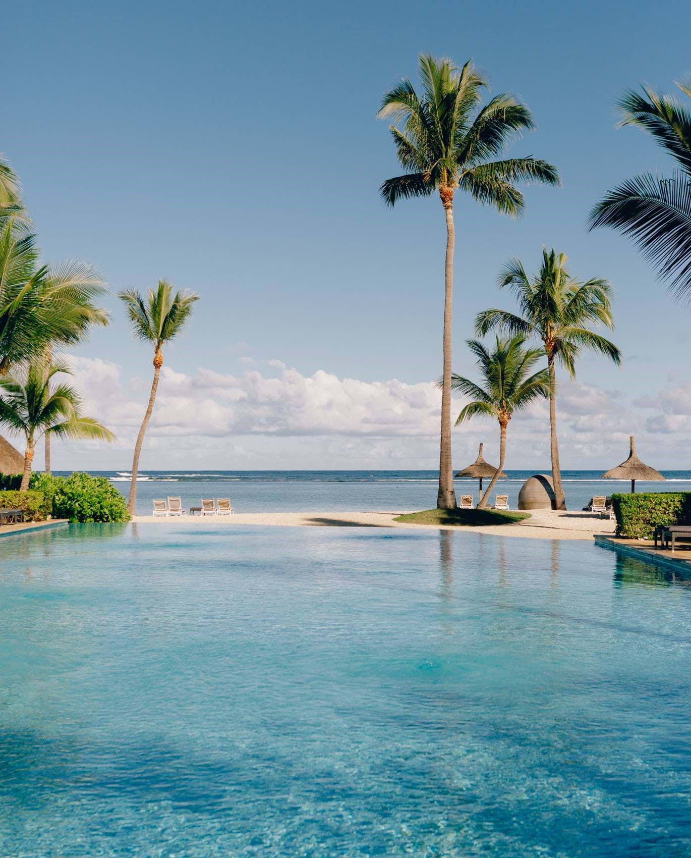 SUGAR BEACH 5* SUGAR BEACH 5*